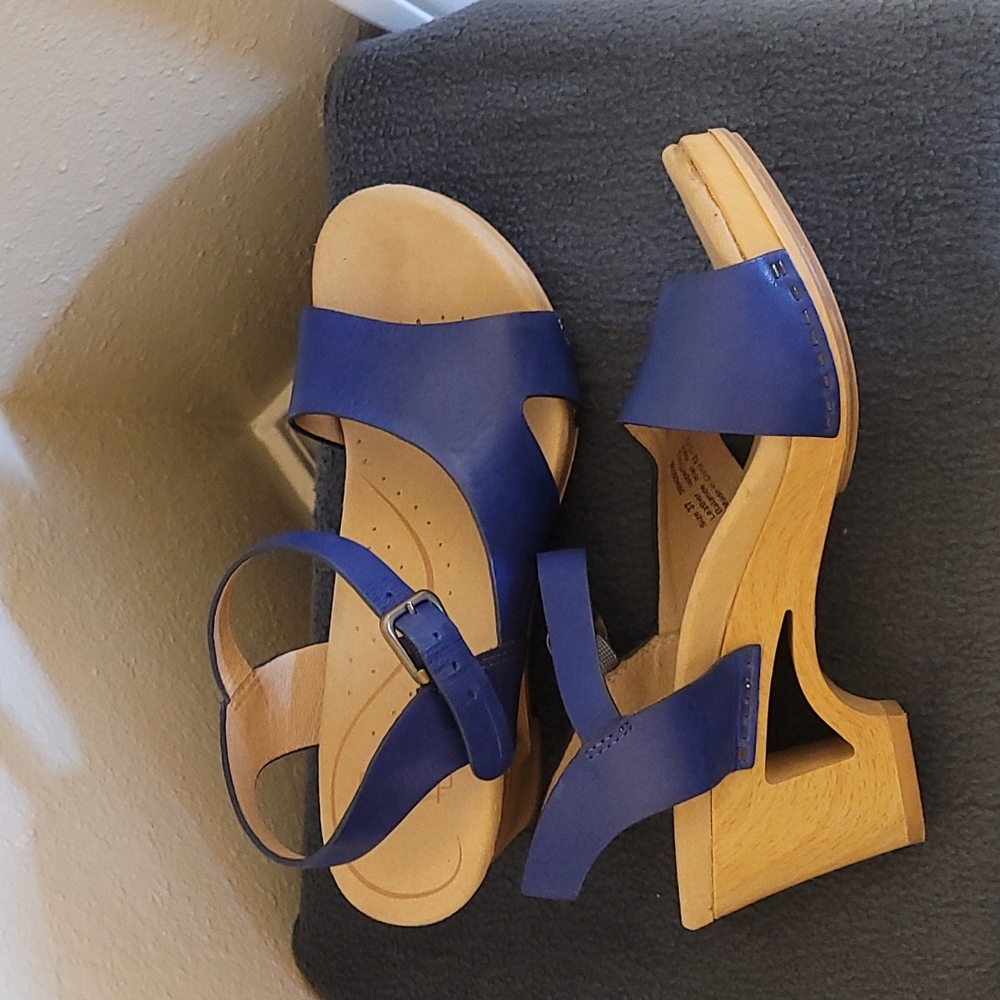 Dansko sandals